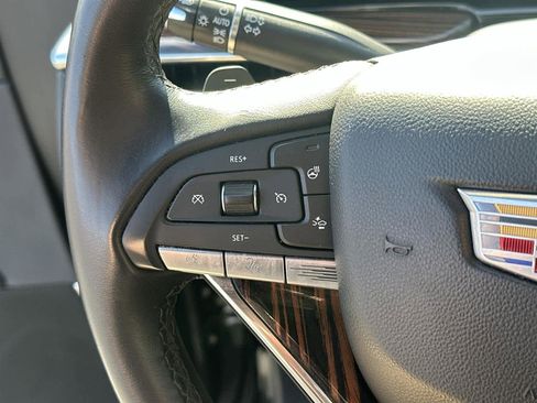 Used 2024 Cadillac Escalade ESV Luxury image 24