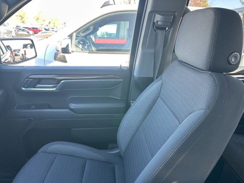 Used 2023 Chevrolet Silverado 1500 LT image 17
