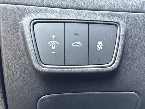 Used 2022 Hyundai Santa Cruz SEL w/ Cargo Package image 23