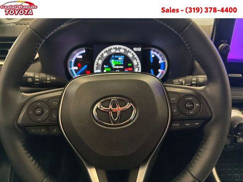 Certified 2023 Toyota RAV4 XLE Premium image 17