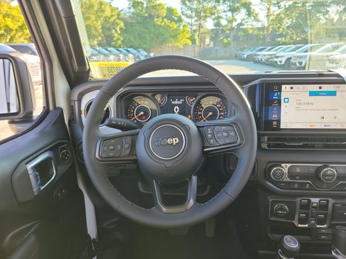 New 2026 Jeep Gladiator Sport image 7