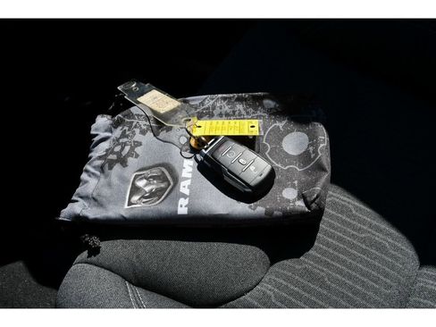 Used 2019 RAM 1500 Big Horn RWD image 40