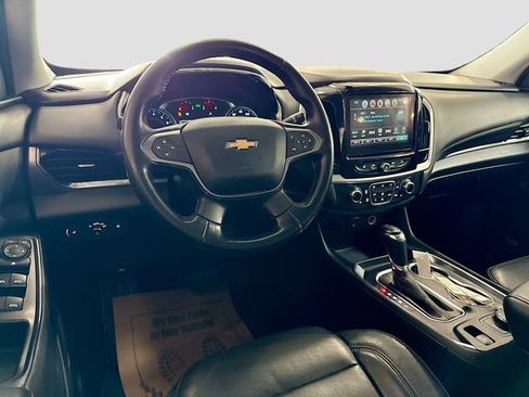 Used 2019 Chevrolet Traverse RS FWD image 24