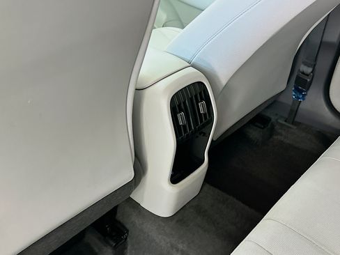 Used 2025 Hyundai Kona SEL AWD/4WD image 28