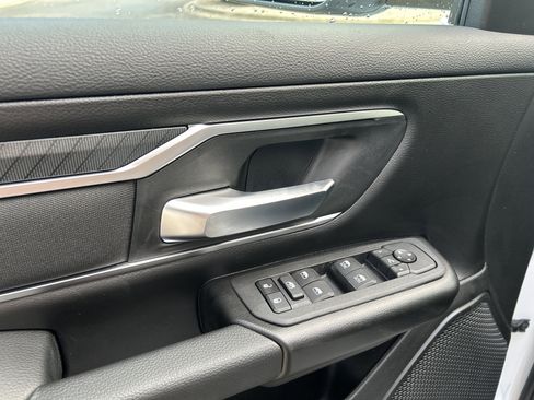 New 2026 RAM 1500 4x4 Crew Cab image 12