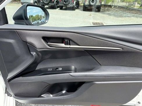 Certified 2025 Toyota Camry LE FWD image 14