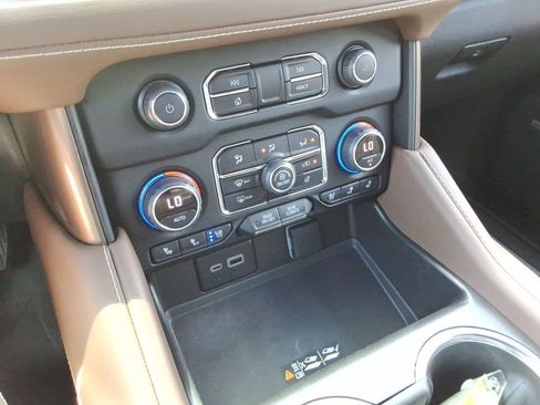 Certified 2023 Chevrolet Tahoe High Country w/ Advanced Technology Package AWD/4WD image 36