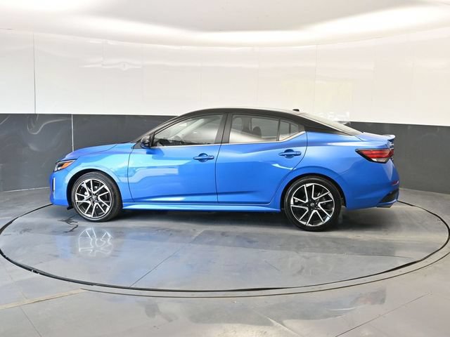 Used 2025 Nissan Sentra SR w/ Trunk Package FWD image 10