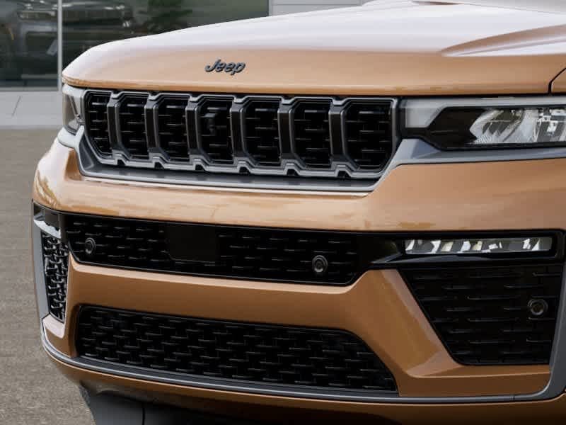New 2026 Jeep Grand Cherokee Summit w/ Obsidian Package AWD/4WD image 11