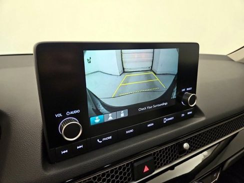 Used 2024 Honda Civic EX-L image 4