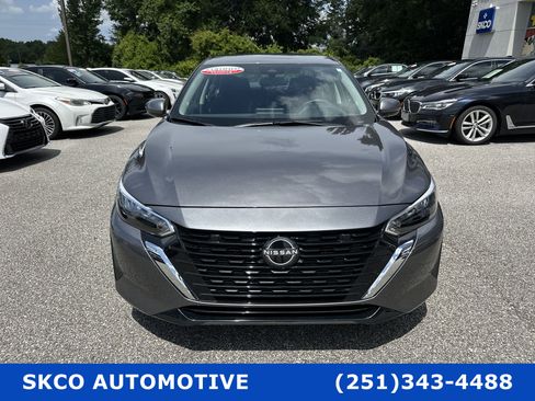 Used 2025 Nissan Sentra S image 8