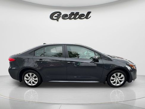 Certified 2025 Toyota Corolla LE FWD image 4
