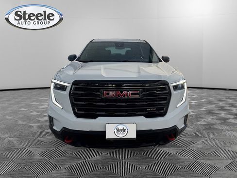 Used 2024 GMC Acadia AT4 w/ Luxury Package image 8