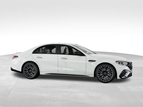 New 2026 Mercedes-Benz E 53 AMG e 4MATIC Sedan image 14
