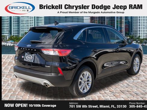 Used 2022 Ford Escape SE AWD/4WD image 5