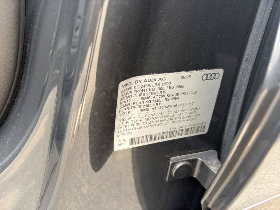 Used 2025 Audi Q5 Premium Plus w/ Premium Plus AWD/4WD image 35