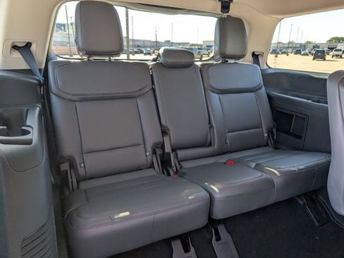 New 2025 Ford Expedition Max Active image 50