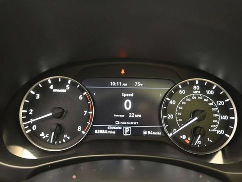 Used 2019 INFINITI QX50 Luxe w/ Navigation Package FWD image 15