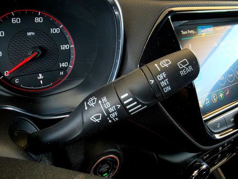 Used 2023 Chevrolet TrailBlazer RS w/ Convenience Package AWD/4WD image 27