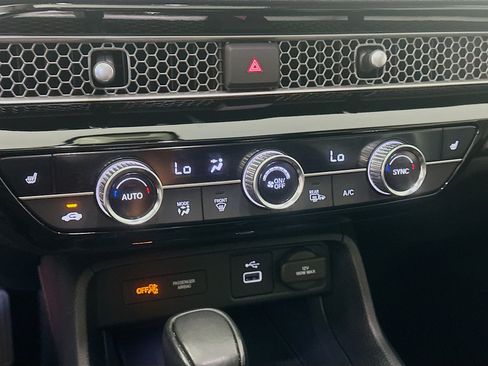Used 2024 Honda Civic EX-L image 23