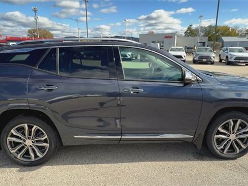 Used 2019 GMC Terrain Denali w/ Advanced Safety Package image 44