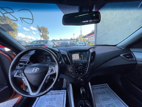 Used 2016 Hyundai Veloster Turbo w/ Option Group 04 image 11