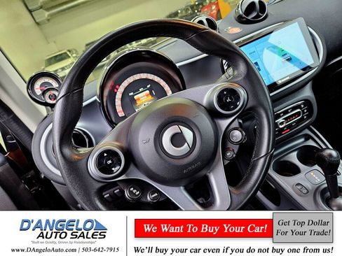 Used 2016 smart fortwo passion image 20