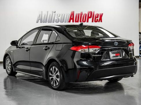 Used 2020 Toyota Corolla LE image 11