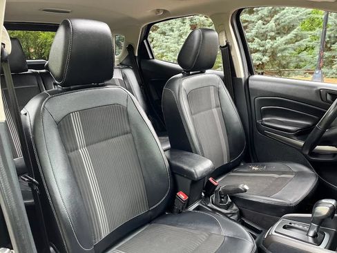 Used 2019 Ford EcoSport SES w/ Interior Protection Package AWD/4WD image 38