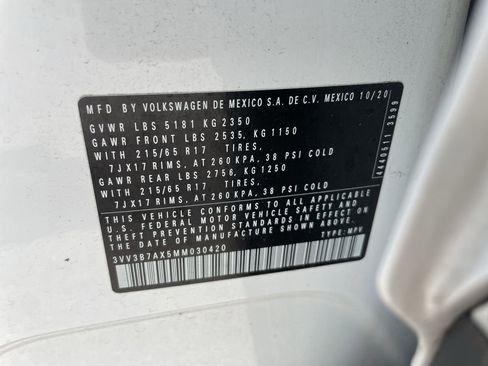 Used 2021 Volkswagen Tiguan SE image 24