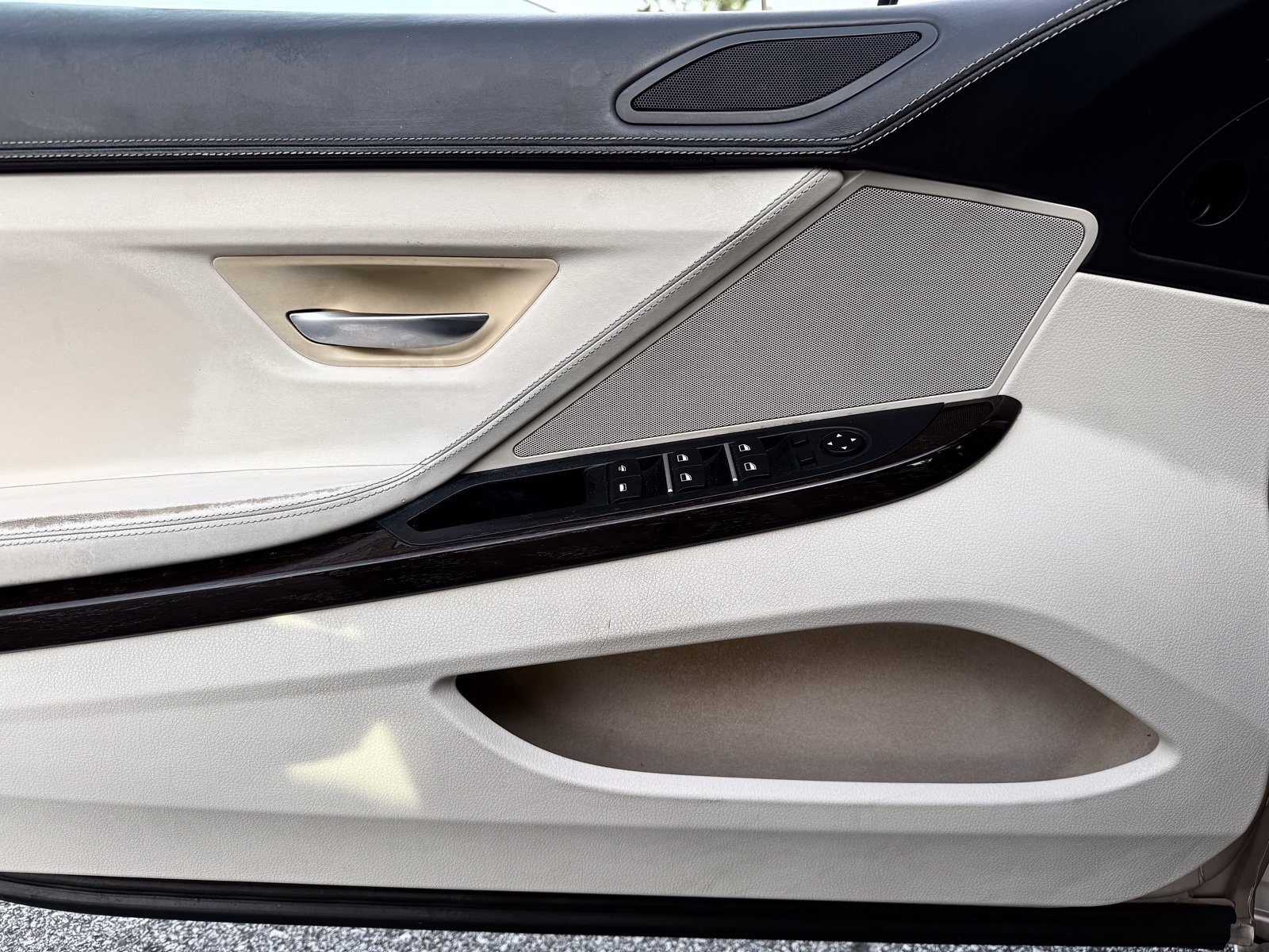 Used 2012 BMW 650i Convertible w/ Driver Assistance Pkg RWD image 39