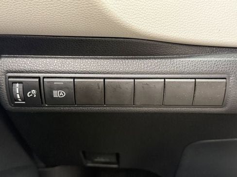 Certified 2024 Toyota Corolla LE image 21