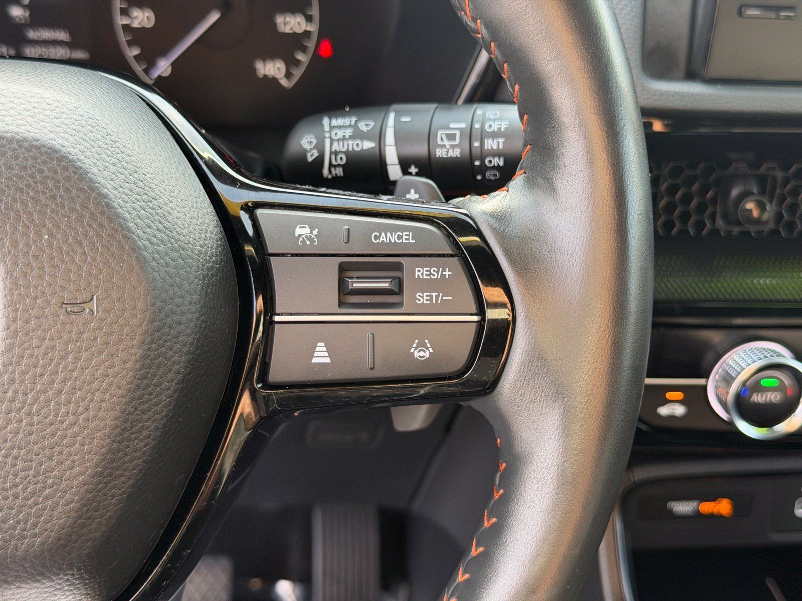 Used 2024 Honda CR-V Sport Touring image 18