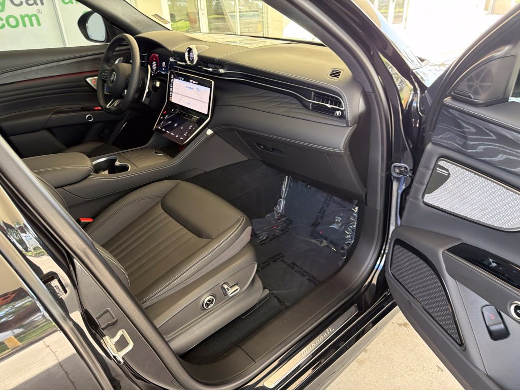 Used 2025 Maserati Grecale GT AWD/4WD image 29