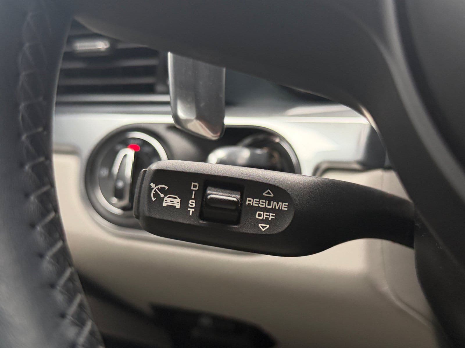 Used 2019 Porsche 911 Carrera 4S AWD/4WD image 26