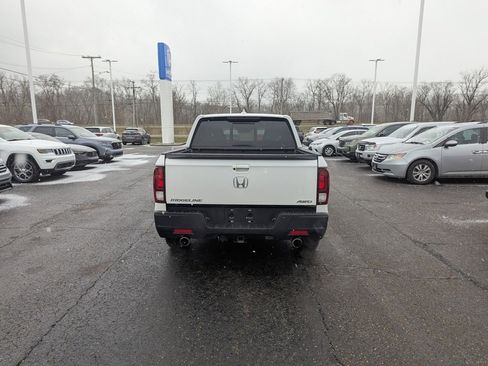 Certified 2023 Honda Ridgeline RTL image 4
