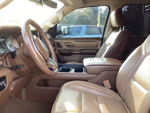 Used 2019 RAM 1500 Limited image 11