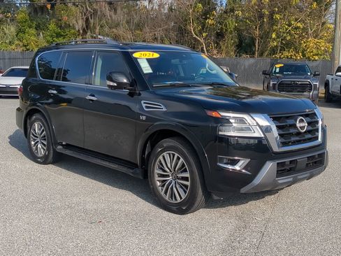 Used 2021 Nissan Armada SL w/ Captain's Chairs Package image 11