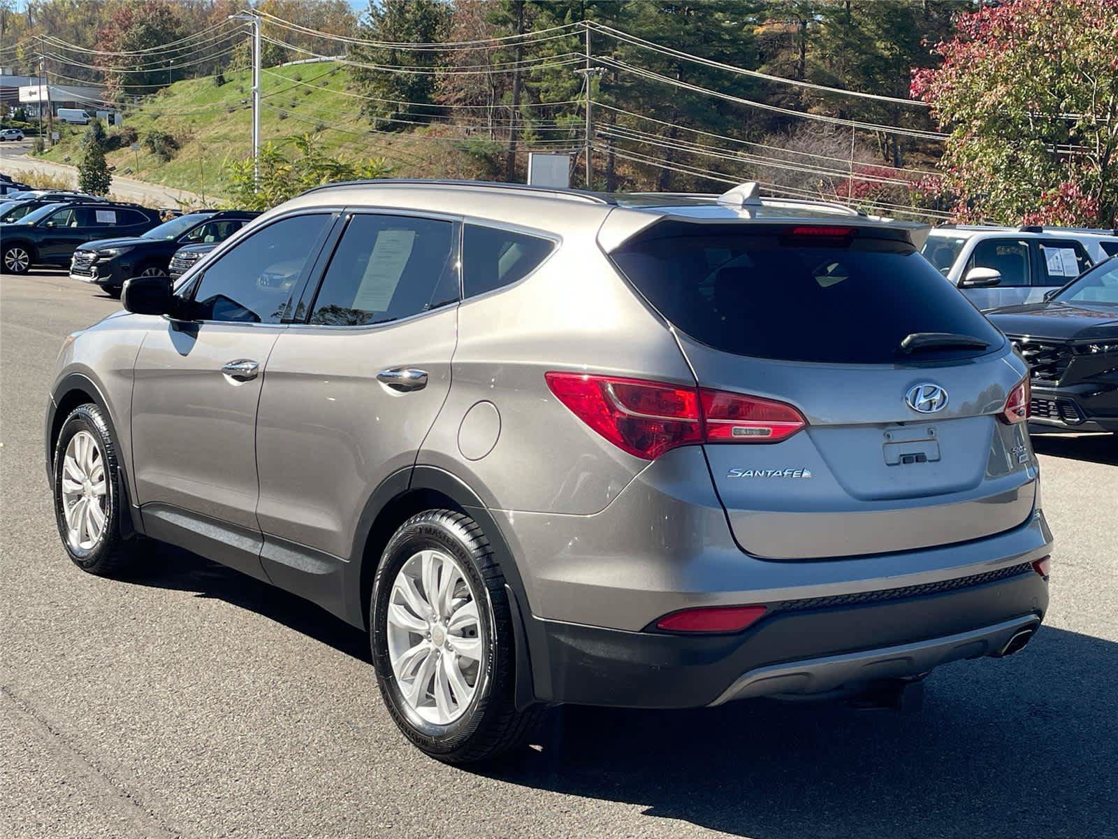 Used 2016 Hyundai Santa Fe Sport w/ Option Group 04 AWD/4WD image 3