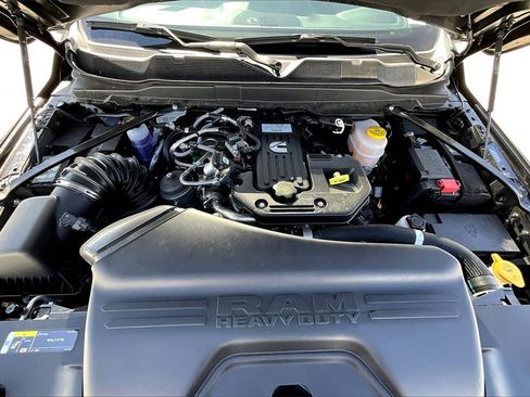 New 2025 RAM 2500 Big Horn image 10