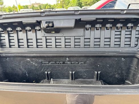 Used 2020 RAM 1500 Big Horn AWD/4WD image 8