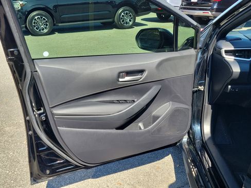 Used 2021 Toyota Corolla SE image 5