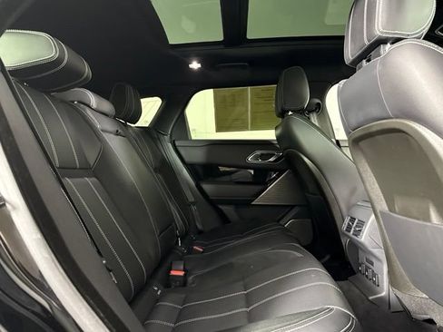 Used 2019 Land Rover Range Rover Velar R-Dynamic SE AWD/4WD image 29