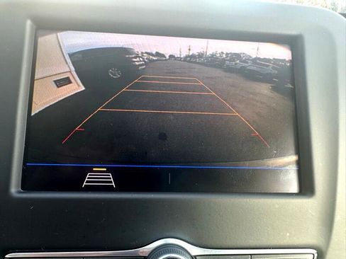 Used 2021 Chevrolet Equinox LT image 15