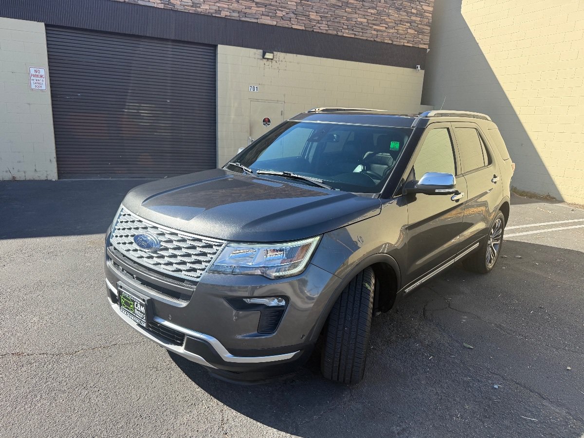 Used 2019 Ford Explorer Platinum AWD/4WD image 2