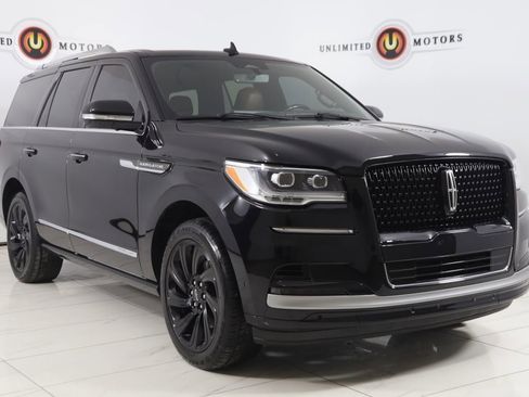 Used 2022 Lincoln Navigator Reserve image 25