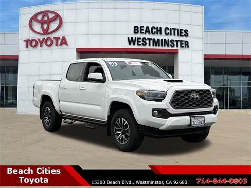 Certified 2023 Toyota Tacoma TRD Sport image 2
