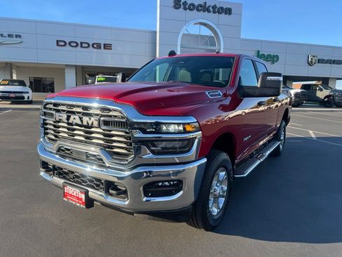 Used 2026 RAM 2500 Big Horn AWD/4WD image 4