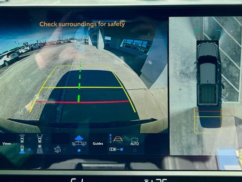 Used 2025 Toyota Tundra Limited image 9