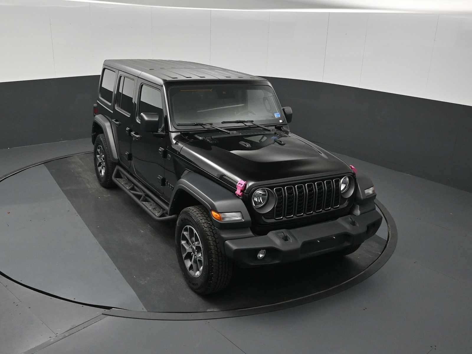 Used 2024 Jeep Wrangler Unlimited Sport AWD/4WD image 11